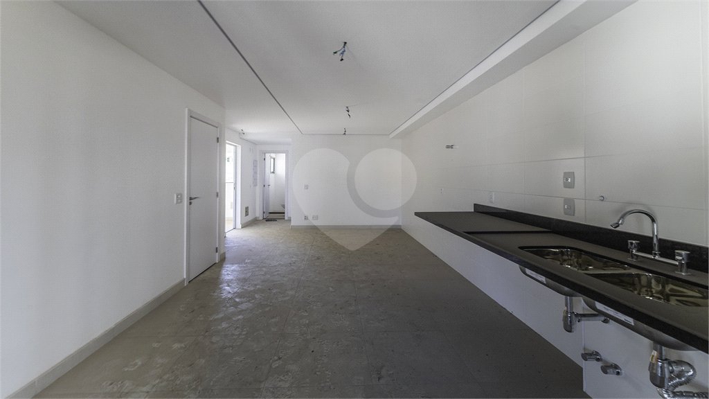 Apartamento à venda com 4 quartos, sendo 3 suítes, em Perdizes, São Paulo, SP
