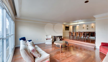 Apartamento à venda com 3 suítes em Real Parque, São Paulo, SP