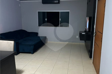 Casa Térrea à venda com 3 quartos, sendo 1 suíte, em Jardim Ouro Branco, Ribeirão Preto, SP