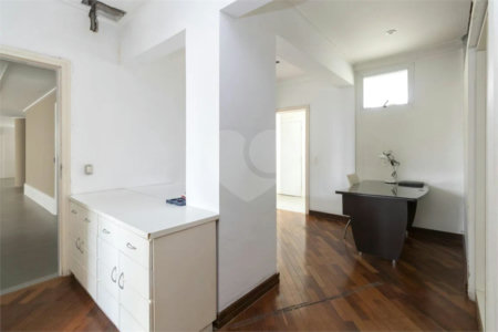 Apartamento à venda com 4 quartos, sendo 1 suíte, em Liberdade, São Paulo, SP