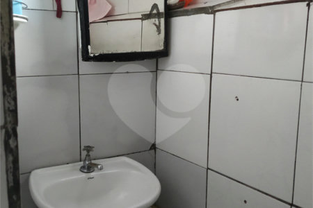 Sobrado à venda com 3 quartos em Chora Menino, São Paulo, SP
