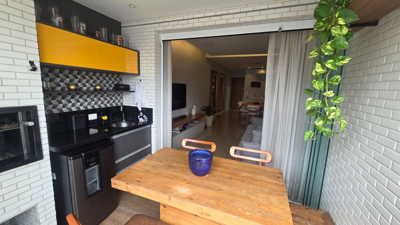 Apartamento com 2 dormitórios à venda, 95 m² por R$ 1.320.000,00 - Pompéia - Santos/SP
