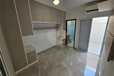 Casa à venda com 3 quartos, sendo 1 suíte, no condomínio Vista Verde, Indaiatuba - SP