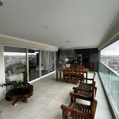 Apartamento à venda com 3 suítes em Santa Teresinha, São Paulo, SP