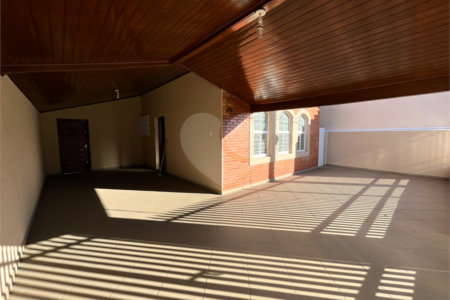 Casa à venda com 3 quartos, sendo 1 suíte, em Jardim Itália, Itapetininga, SP