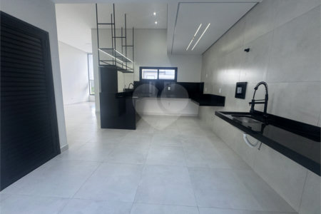 Casa à venda com 3 quartos, sendo 1 suíte, no condomínio Residencial Villagio Wanel, Sorocaba - SP