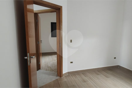Casa Térrea à venda com 3 quartos, sendo 1 suíte,  em Nova Cerejeira, Atibaia, SP