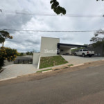 Casa à venda com 3 suítes no condomínio Shamballa III, Atibaia - SP