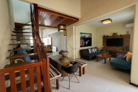 Casa em condomínio à venda com 3 suítes em São José, Armação dos Búzios, RJ