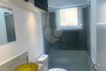 Casa à venda com 3 quartos, sendo 1 suíte,  no condomínio Vilagio Viccino, São Paulo - SP