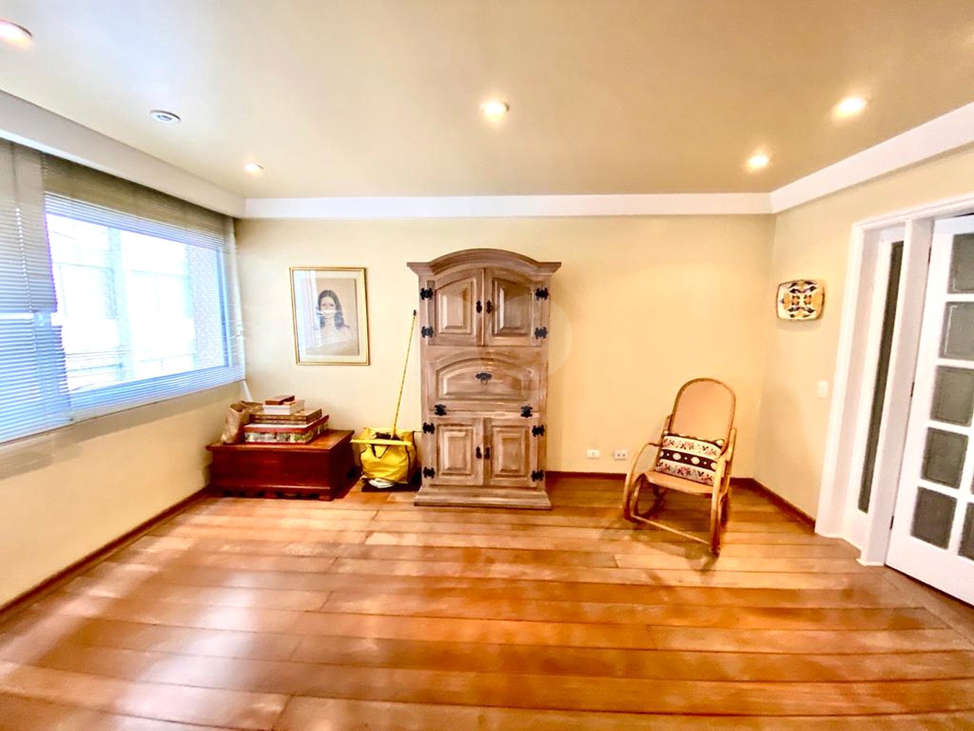 Apartamento à venda com 4 quartos, sendo 2 suítes, em Pinheiros, São Paulo, SP