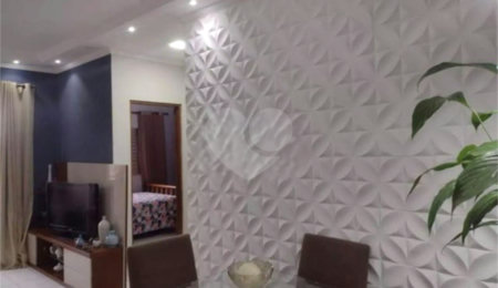 Apartamento à venda com 2 quartos em Areão, Taubaté, SP