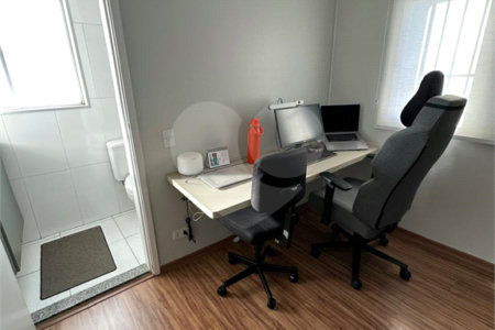 Apartamento à venda com 3 quartos, sendo 1 suíte,  em Vila Suzana, São Paulo, SP