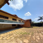 Casa à venda com 14 quartos, sendo 10 suítes, no condomínio Rua do Observatorio 2270, Vinhedo - SP