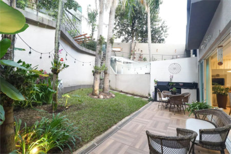 Casa à venda com 4 suítes no condomínio Residencial Cantareira, São Paulo - SP