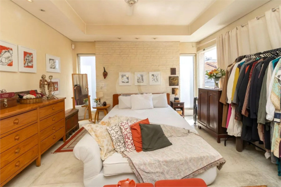 Casa à venda com 3 quartos, sendo 1 suíte, em Perdizes, São Paulo, SP