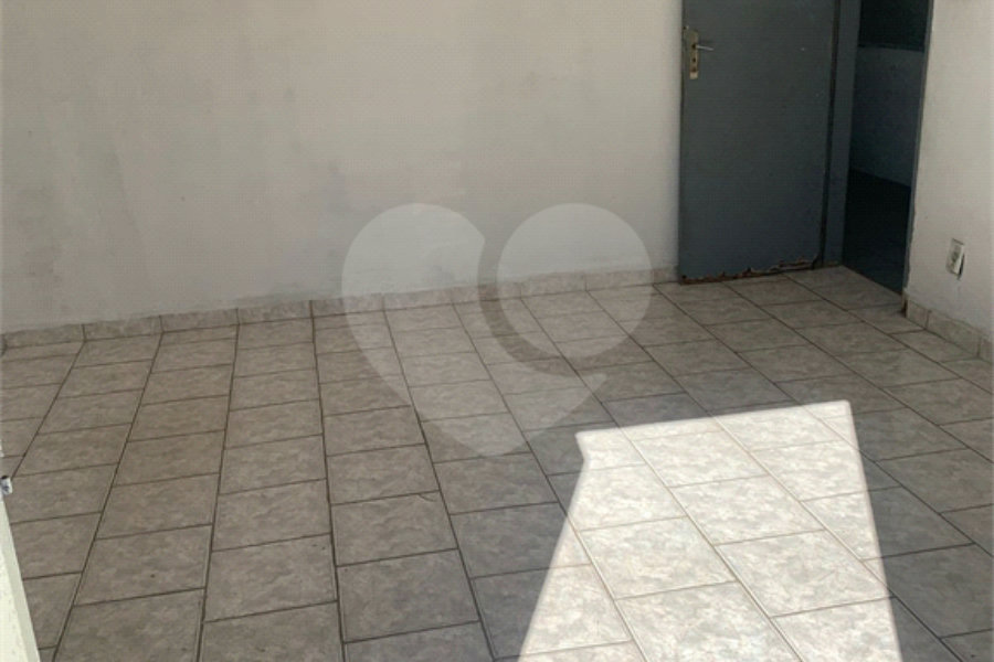 Sobrado à venda com 3 quartos em Vila Guilherme, São Paulo, SP