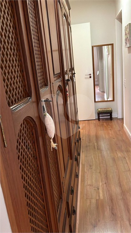 Apartamento à venda com 3 quartos, sendo 1 suíte,  em Jardim das Acácias, São Paulo, SP