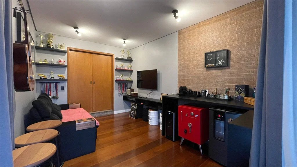 Apartamento à venda com 4 quartos, sendo 2 suítes, em Vila Suzana, São Paulo, SP