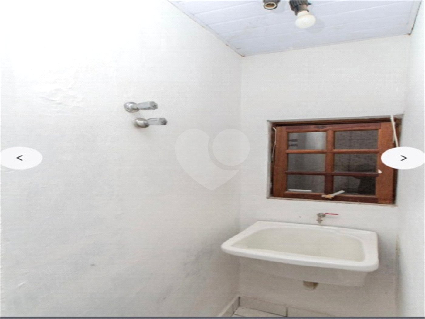 Casa Térrea à venda com 3 quartos, sendo 2 suítes, em Horto, São Paulo, SP