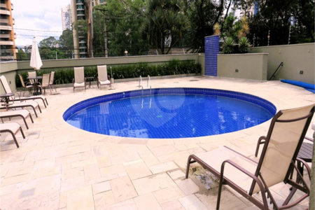 Apartamento à venda com 3 quartos, sendo 1 suíte, em Vila Andrade, São Paulo, SP