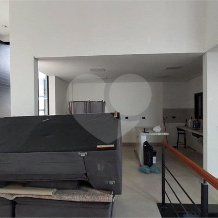 Casa à venda ou para alugar com 5 quartos, sendo 3 suítes, no condomínio Figueira Garden, Atibaia - SP