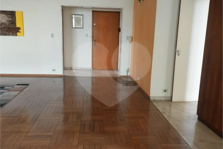 Apartamento à venda com 3 quartos, sendo 1 suíte, em Vila Monumento, São Paulo, SP