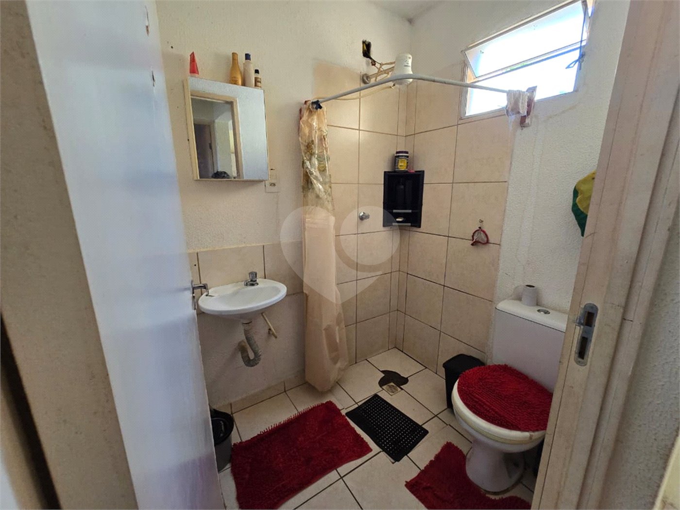 Casa à venda com 2 quartos no condomínio Esmeralda, Itapetininga - SP