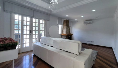 Casa à venda com 3 suítes no condomínio Residencial Jardim Itatinga, São Paulo - SP