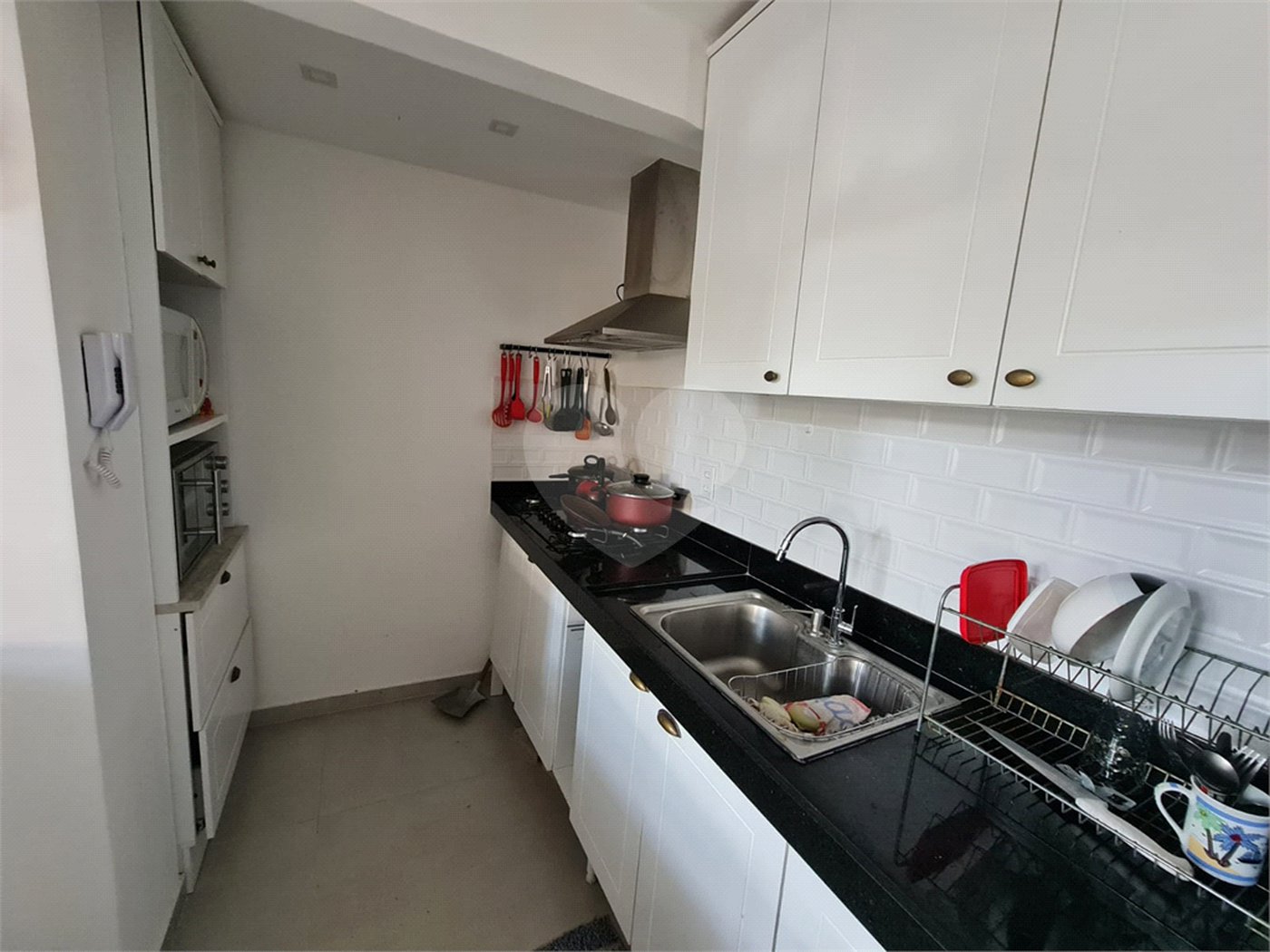 Casa à venda com 2 quartos, sendo 1 suíte, em Manguinhos, Armação dos Búzios, RJ