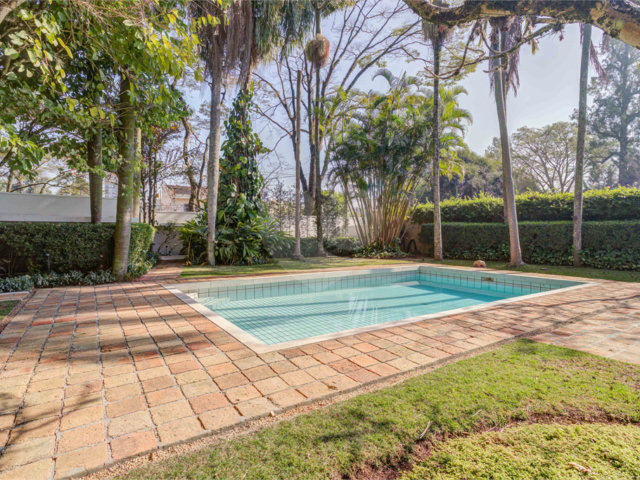 Casa Térrea à venda com 4 suítes em Alto da Boa Vista, São Paulo, SP