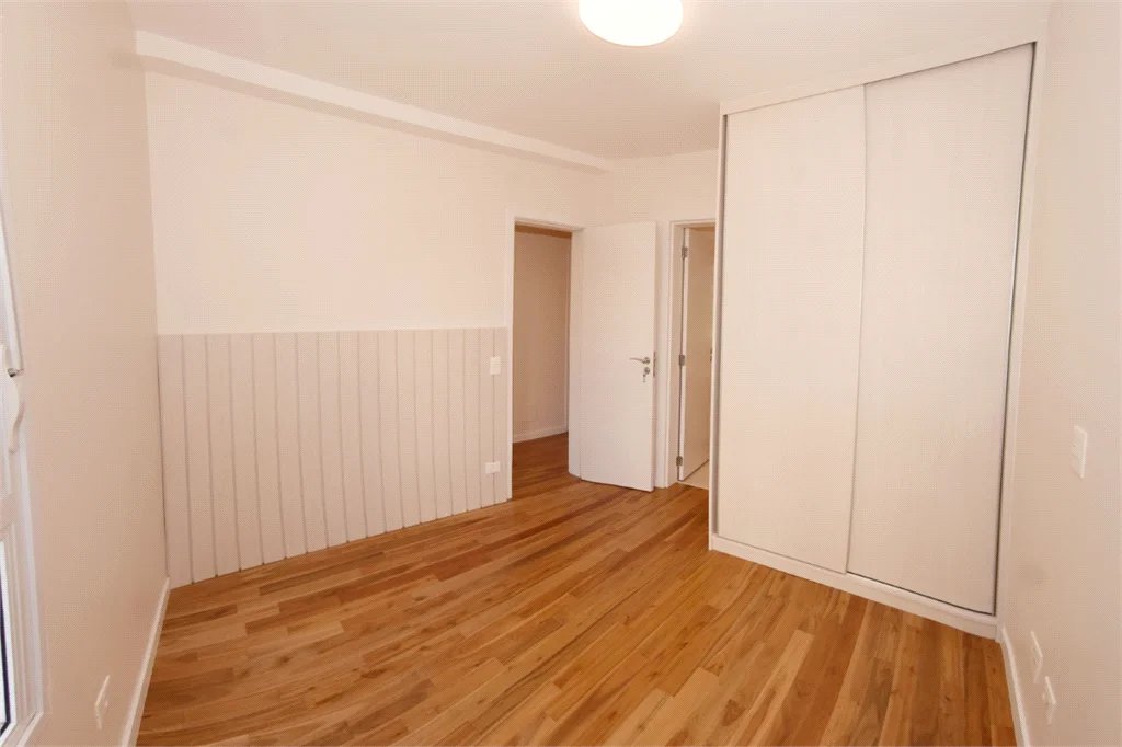 Apartamento à venda com 3 suítes em Vila Romana, São Paulo, SP