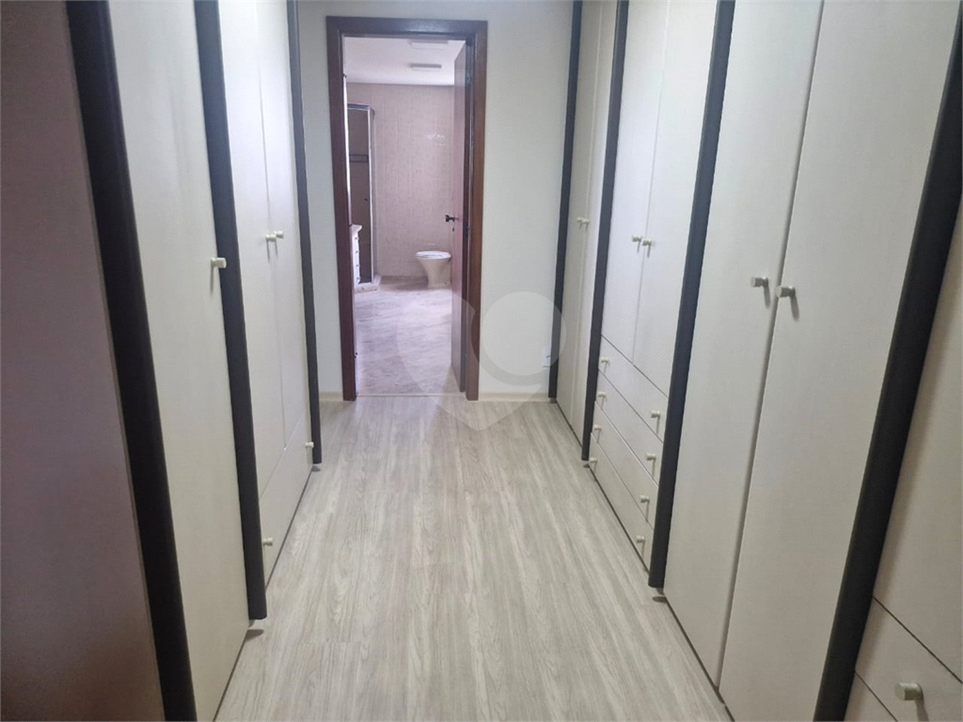 Apartamento para alugar com 4 suítes em Santo Amaro, São Paulo, SP