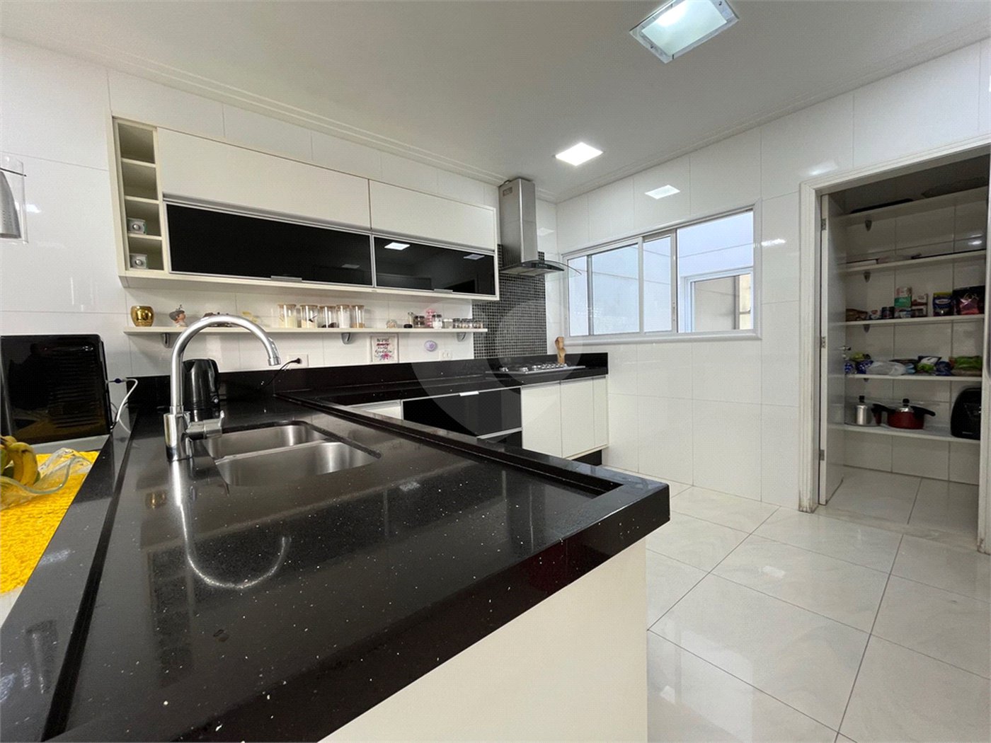 Casa à venda com 3 suítes no condomínio Reserva Nova Cantareira, São Paulo - SP