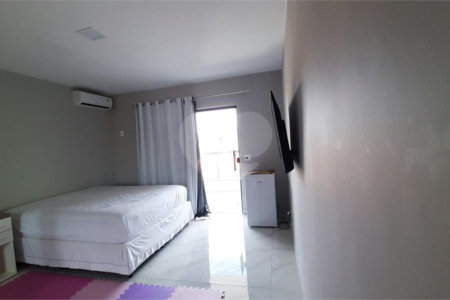 Casa à venda com 2 quartos, sendo 1 suíte, no condomínio Residêncial Villa Vicenzo, Rio de Janeiro - RJ