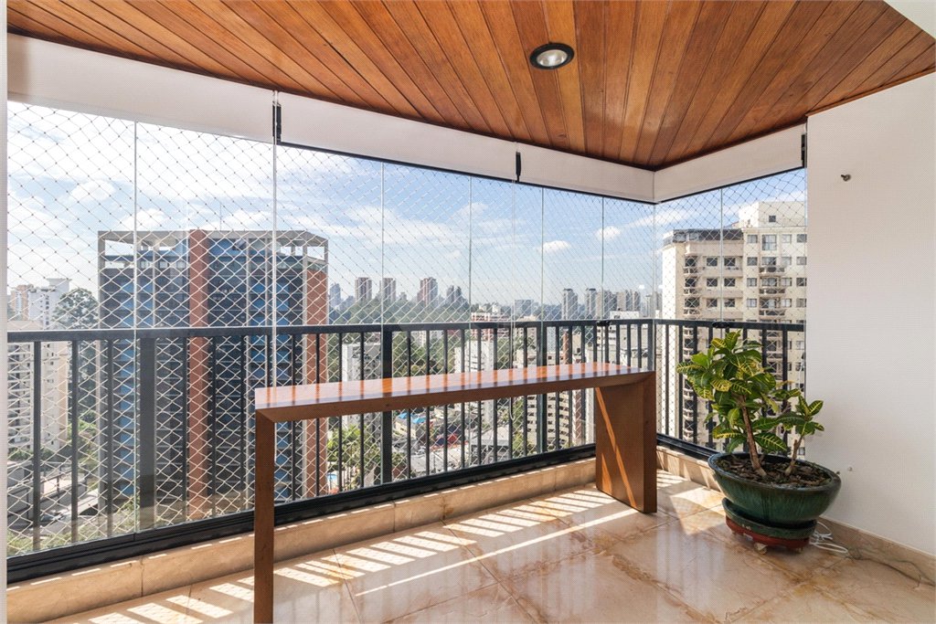 Apartamento à venda ou para alugar com 4 suítes em Vila Andrade, São Paulo, SP