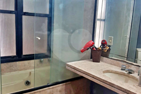 Apartamento à venda com 4 quartos, sendo 3 suítes,  em Itaim Bibi, São Paulo, SP