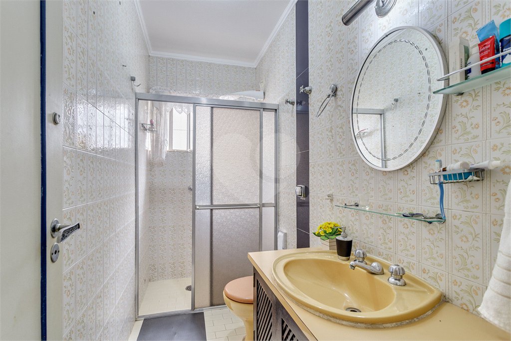 Sobrado à venda com 3 quartos, sendo 1 suíte, em Chácara Flora, São Paulo, SP