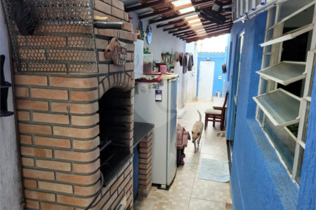 Sobrado à venda com 2 quartos, sendo 1 suíte,  em Vila Sud Menuci, Mogi das Cruzes, SP