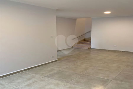 Sobrado à venda com 3 quartos em Brooklin, São Paulo, SP
