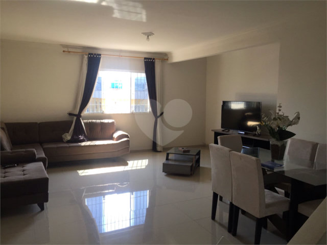 Sobrado à venda com 3 quartos, sendo 2 suítes,  em Vila Nova Cachoeirinha, São Paulo, SP