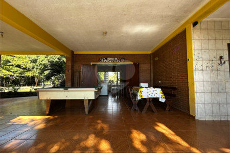 Chácara à venda com 3 quartos, sendo 1 suíte, no Centro, Três Lagoas, MS