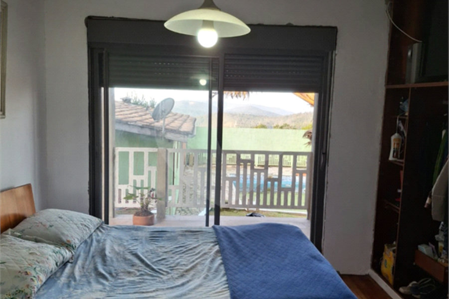 Casa à venda ou para alugar com 3 quartos, sendo 2 suítes, no condomínio Jardim da Montanha I, Mairiporã - SP