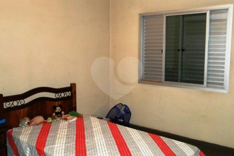 Casa Térrea à venda com 4 quartos, sendo 1 suíte, em Jardim Virginia Bianca, São Paulo, SP