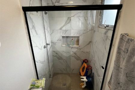 Casa à venda com 3 suítes no condomínio Barbará IV, São Paulo - SP