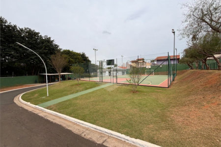 Casa à venda com 3 suítes no condomínio Residencial Maria Dulce, Indaiatuba - SP