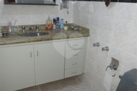 Apartamento à venda com 4 quartos, sendo 1 suíte, em Chácara Inglesa, São Paulo, SP