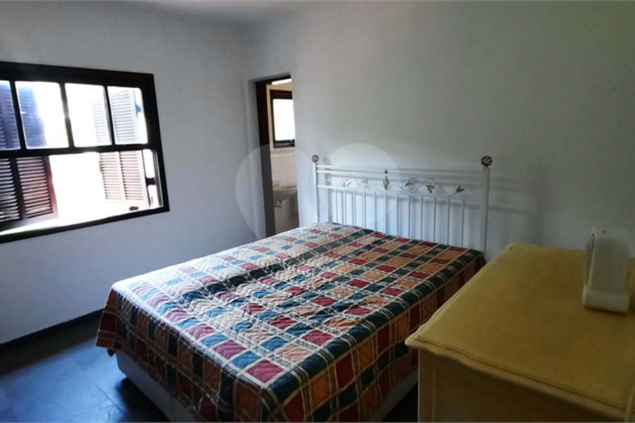 Casa à venda ou para alugar com 4 quartos, sendo 2 suítes, em Mantiqueira, Mairiporã, SP