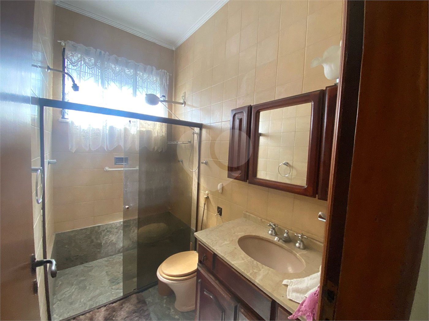 Casa à venda ou para alugar com 3 quartos, sendo 1 suíte, em Campo Grande, Rio de Janeiro, RJ