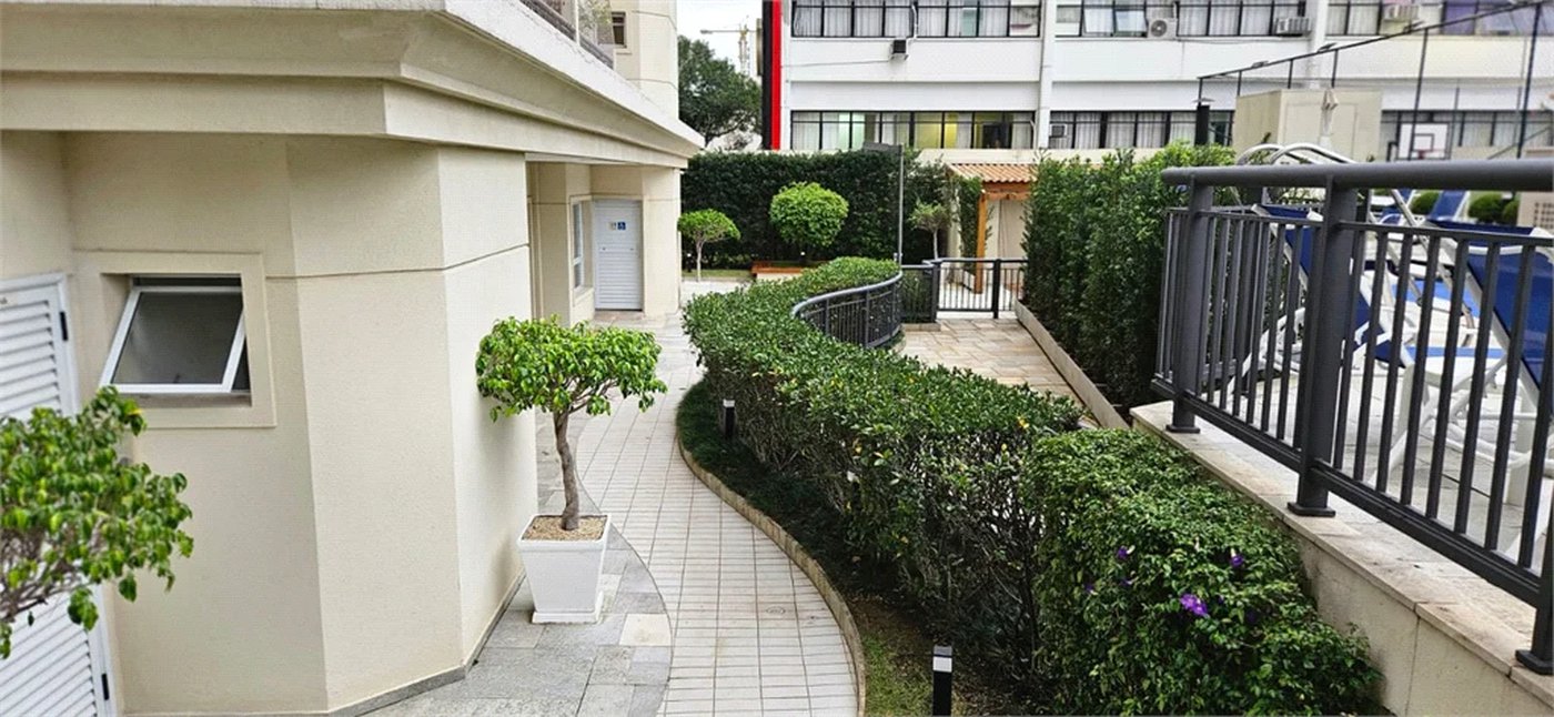 Apartamento à venda com 3 quartos, sendo 2 suítes, em Pinheiros, São Paulo, SP